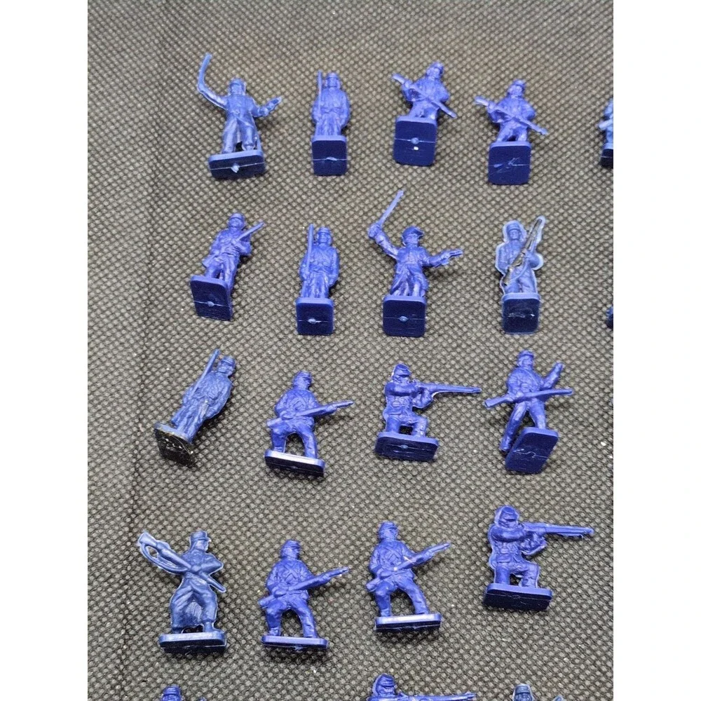 (36) Civil War Miniatures 1/72 Scale